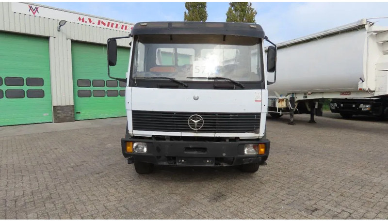 Mercedes-Benz 1514 Manual diesel pomp. Very clean - Cable system truck: picture 5 Mercedes-Benz 1514 Manual diesel pomp. Very clean - Cable system truck: picture 5