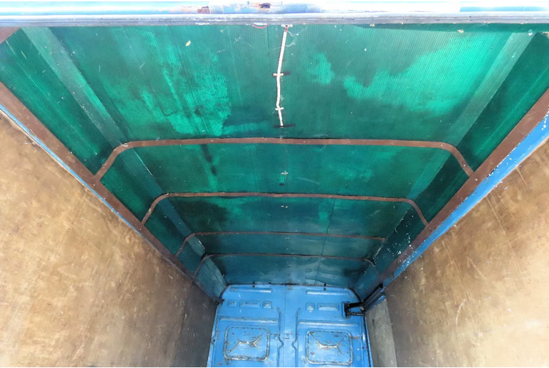 Panel van Mercedes-Benz Vario 812D: picture 11