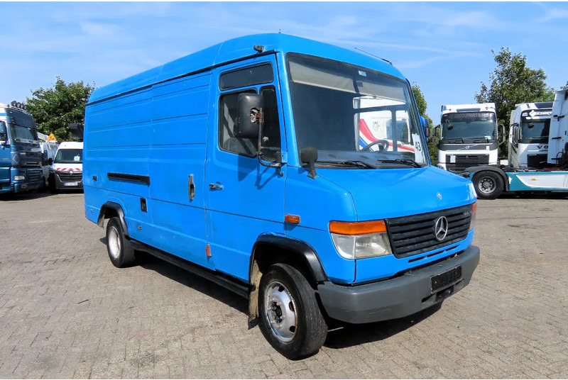Mercedes-Benz Vario 812D - Panel van: picture 3 Mercedes-Benz Vario 812D - Panel van: picture 3