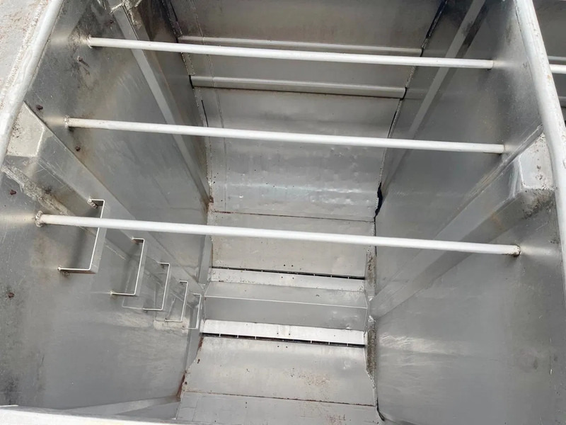 Tank semi-trailer TURBO'S HOET TSCI 7 COMP. SAF AXLES, AIR SUSPENSION: picture 11 Tank semi-trailer TURBO'S HOET TSCI 7 COMP. SAF AXLES, AIR SUSPENSION: picture 11