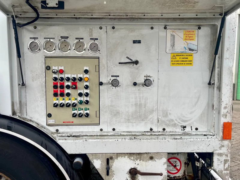 Tank semi-trailer TURBO'S HOET TSCI 7 COMP. SAF AXLES, AIR SUSPENSION: picture 18 Tank semi-trailer TURBO'S HOET TSCI 7 COMP. SAF AXLES, AIR SUSPENSION: picture 18