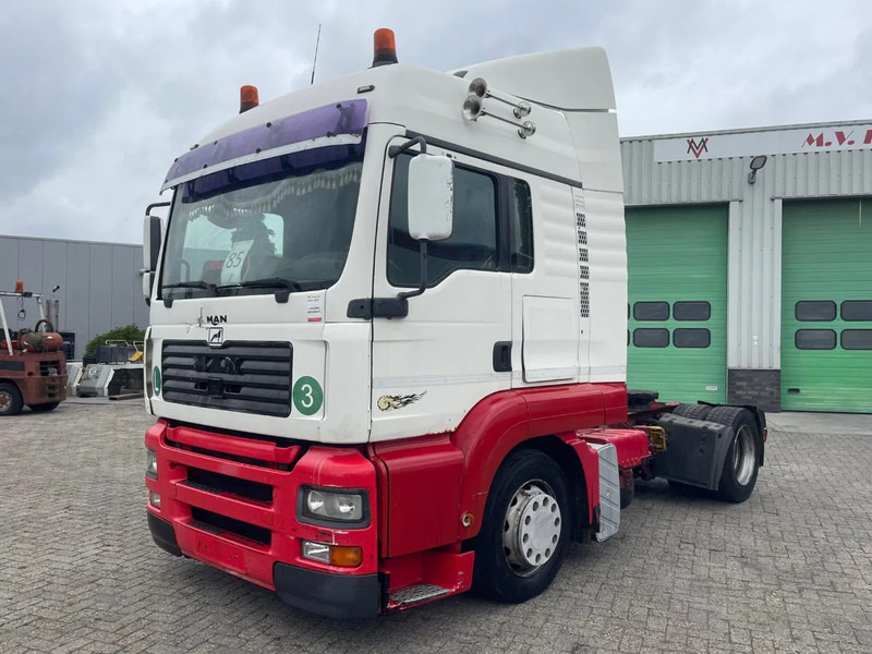 MAN TGA 18.410 EURO2 , Manual injection, FRIGO - Tractor unit: picture 3 MAN TGA 18.410 EURO2 , Manual injection, FRIGO - Tractor unit: picture 3
