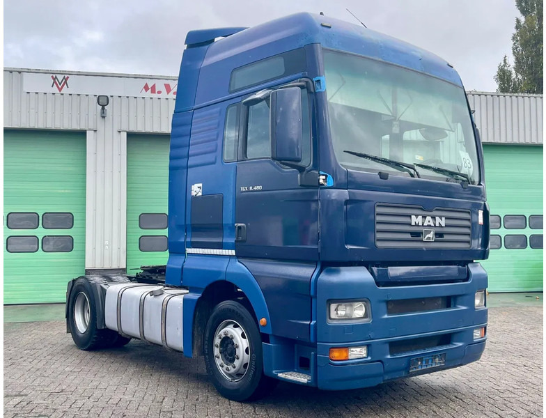 MAN TGA 18.480 Manual gearbox, manual injection GREAT CONDITION! - Tractor unit: picture 3 MAN TGA 18.480 Manual gearbox, manual injection GREAT CONDITION! - Tractor unit: picture 3