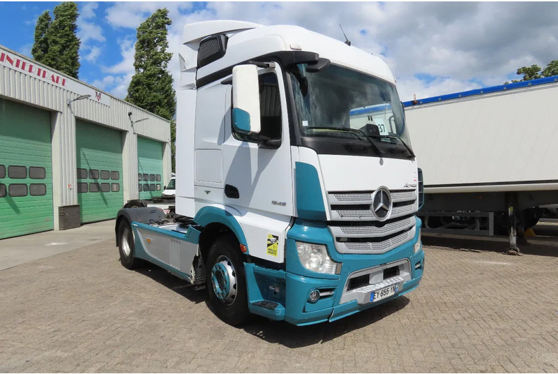 Mercedes-Benz Actros 1846 PTO. HYDRAULIC - Tractor unit: picture 2 Mercedes-Benz Actros 1846 PTO. HYDRAULIC - Tractor unit: picture 2