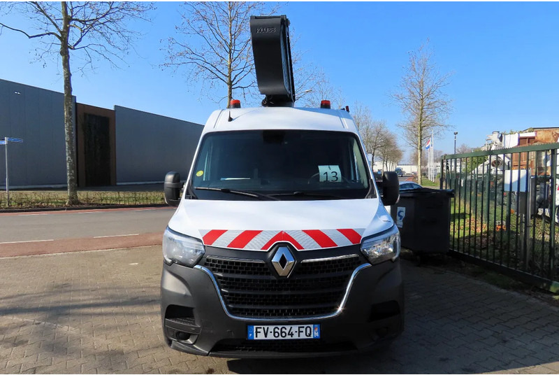 Renault 10,5 m, 3 SEATS, KLUBB, 3500 kg, euro6 - Van: picture 2 Renault 10,5 m, 3 SEATS, KLUBB, 3500 kg, euro6 - Van: picture 2