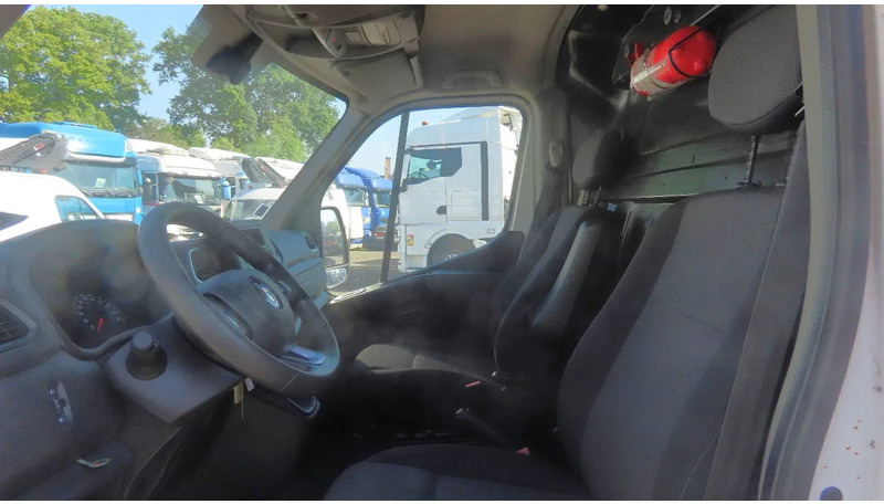 Van Renault Master 10,5 m, 3500 kg, euro6: picture 16