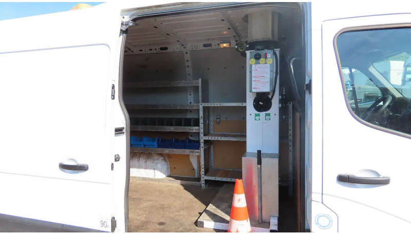 Van Renault Master 10,5 m, 3500 kg, euro6: picture 12