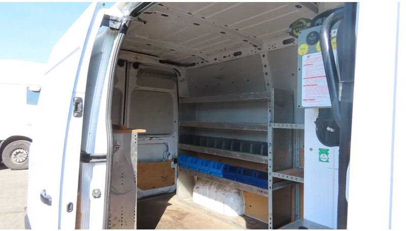 Van Renault Master 10,5 m, 3500 kg, euro6: picture 13