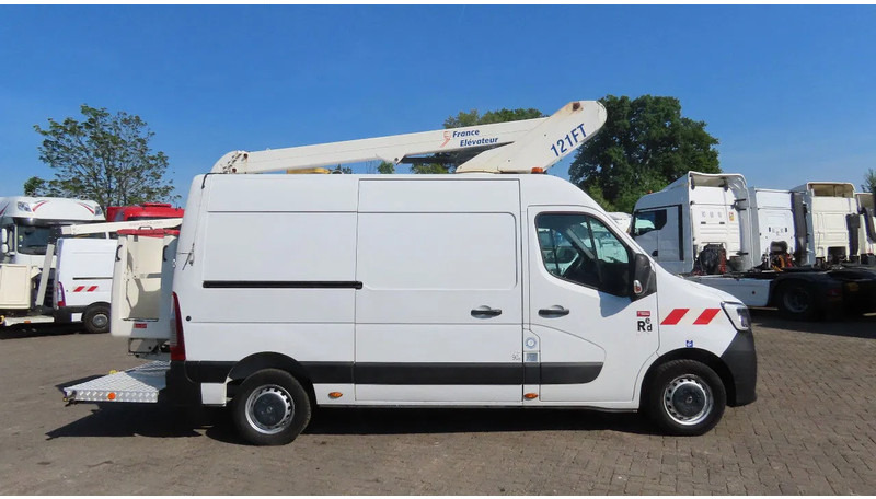 Van Renault Master 10,5 m, 3500 kg, euro6: picture 10