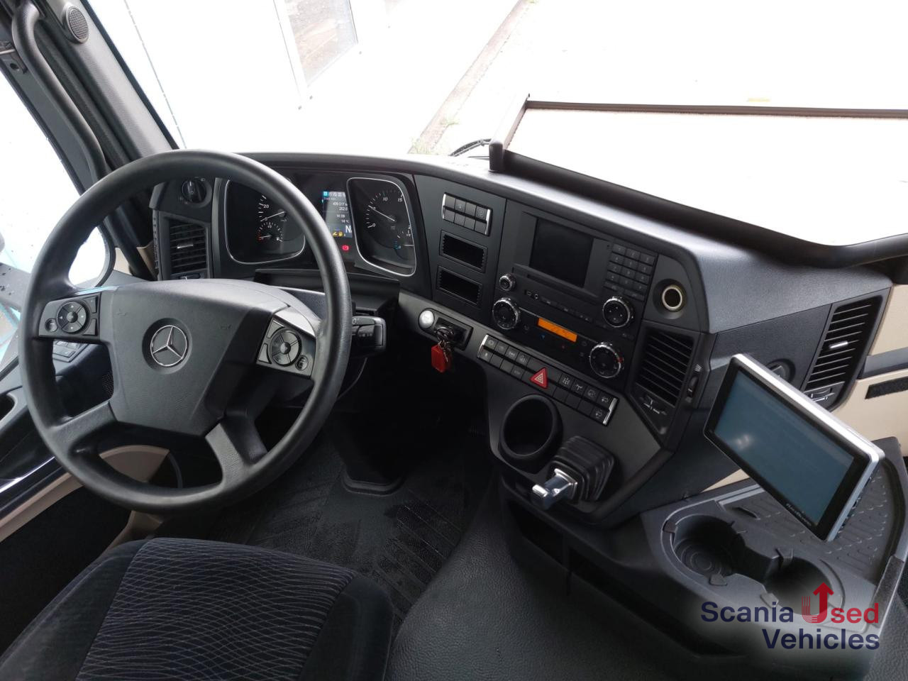Tractor unit MERCEDES-BENZ Actros 1845 LS HAD (Hydrodrive) E6 HYDRAULIK: picture 11