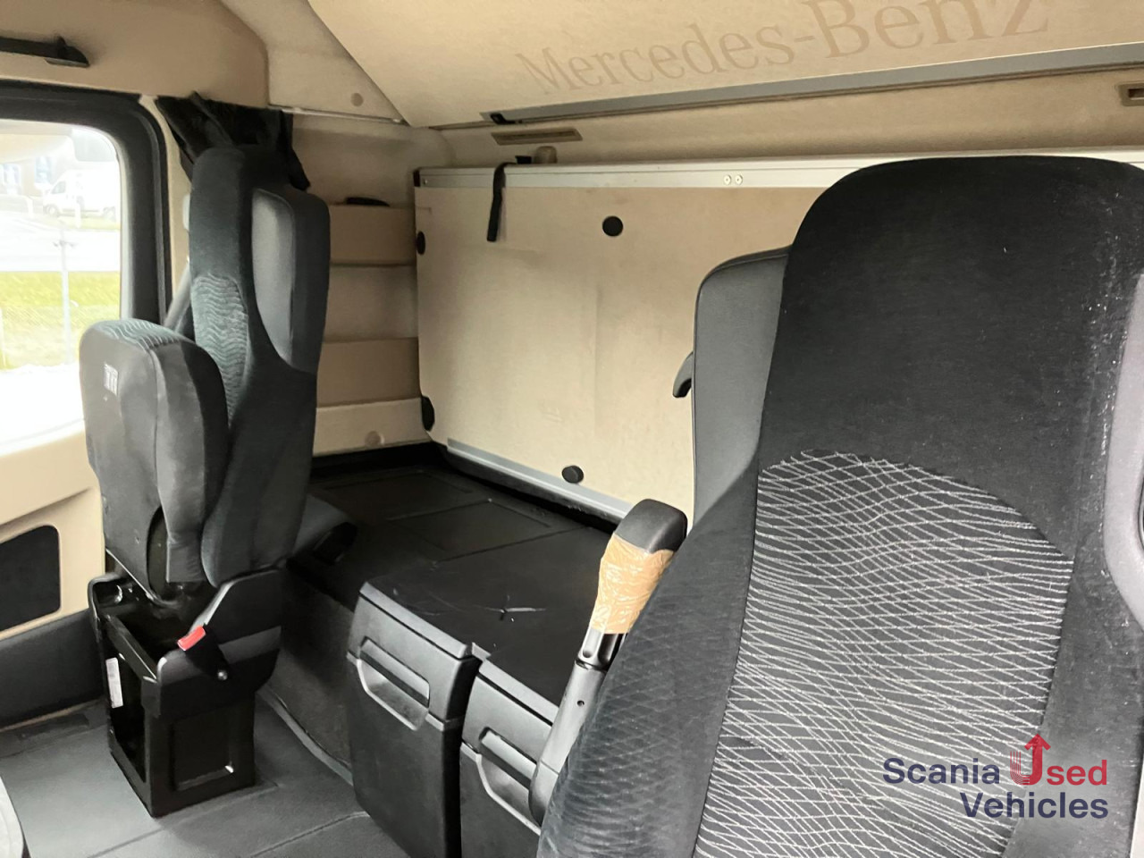 MERCEDES-BENZ Actros 1848 Retarder Blatt/Luft Retarder! - Tractor unit: picture 5 MERCEDES-BENZ Actros 1848 Retarder Blatt/Luft Retarder! - Tractor unit: picture 5