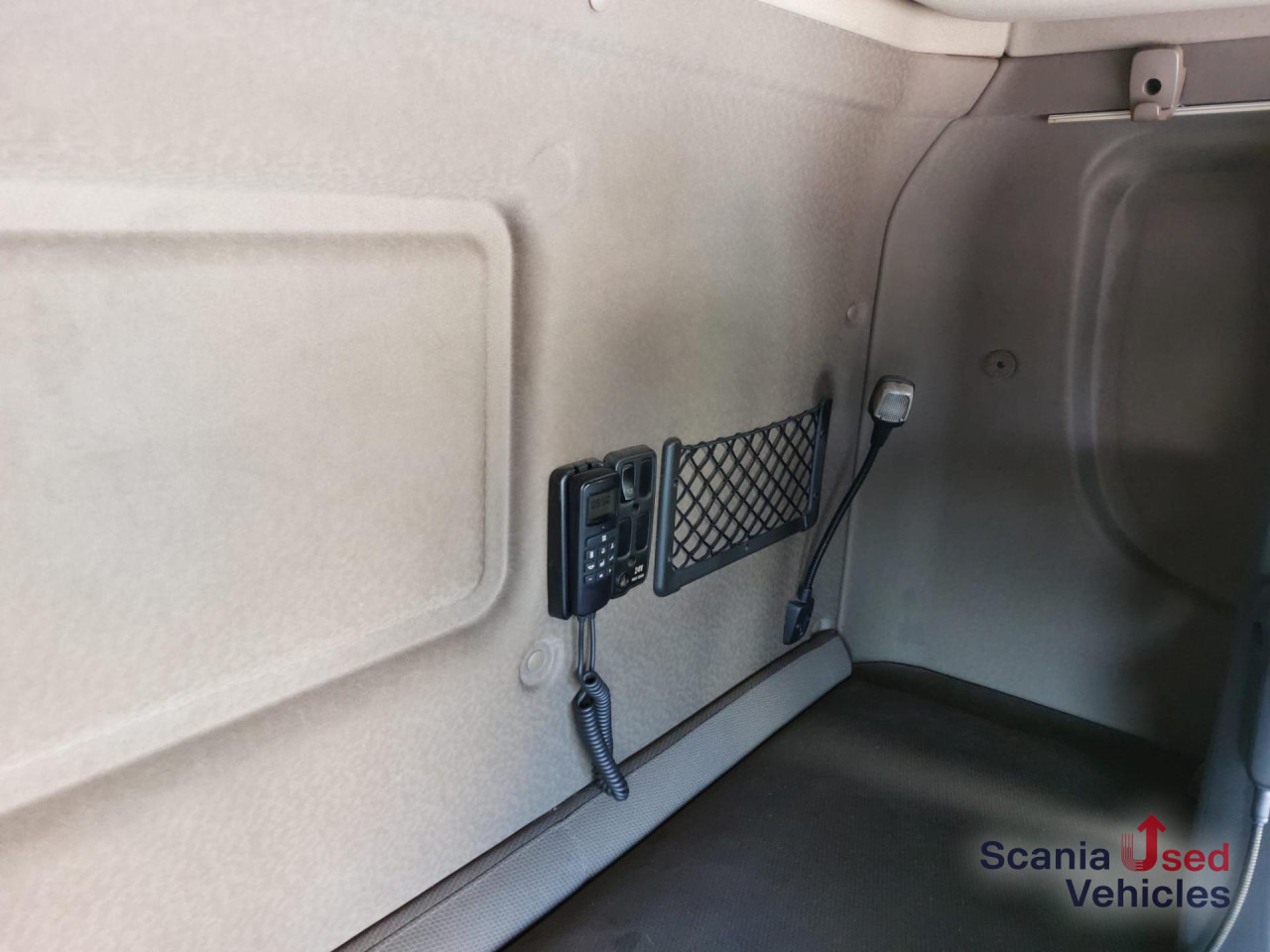 SCANIA R 450 LA4x2MEB Topline Low Deck - Tractor unit: picture 4 SCANIA R 450 LA4x2MEB Topline Low Deck - Tractor unit: picture 4