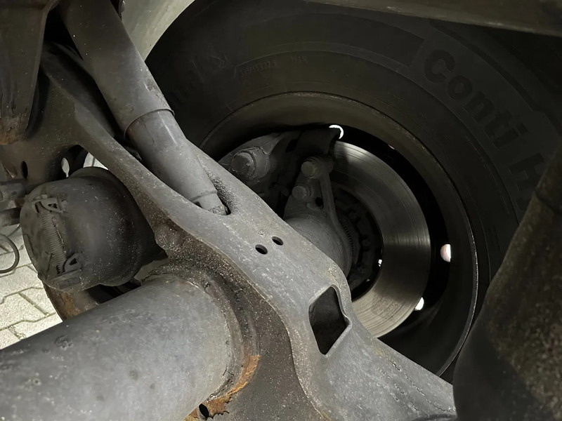 Lease a Burg 20FT ADR (EX/II, EX/III, FL, AT) Chassis, leeggewicht: 3.690kg, SAF INTRADISC, 2x Liftaxle, NL-chassis Burg 20FT ADR (EX/II, EX/III, FL, AT) Chassis, leeggewicht: 3.690kg, SAF INTRADISC, 2x Liftaxle, NL-chassis: picture 8 Lease a Burg 20FT ADR (EX/II, EX/III, FL, AT) Chassis, leeggewicht: 3.690kg, SAF INTRADISC, 2x Liftaxle, NL-chassis Burg 20FT ADR (EX/II, EX/III, FL, AT) Chassis, leeggewicht: 3.690kg, SAF INTRADISC, 2x Liftaxle, NL-chassis: picture 8