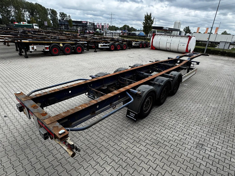 Container transporter/ Swap body semi-trailer Krone 45FT HC, Leergewicht: 4.220kg, SAF/ intradisc, NL-Chassis: picture 6