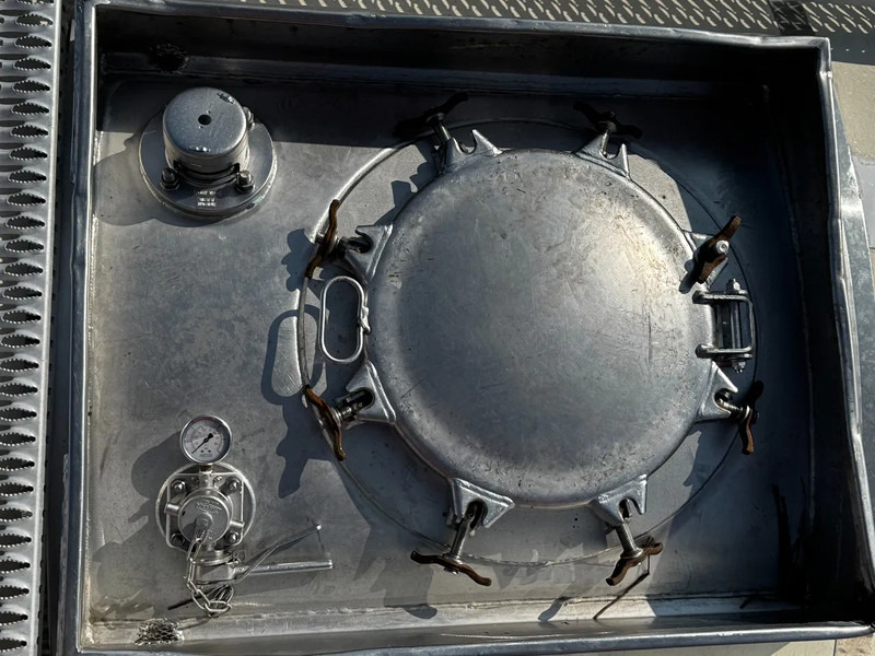 Storage tank Van Hool 20FT SWAPBODY 30.900L, UN PORTABLE T11, 5Y inspection: 11-2027: picture 14