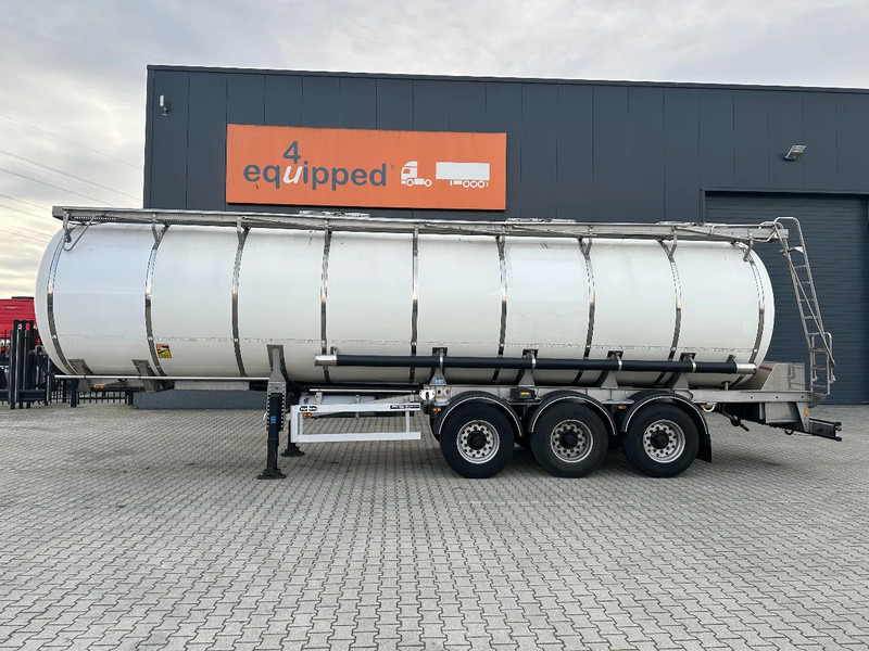 Van Hool FOOD / 39.000L / 3-COMP / INOX / NL-trailer / APK: 07/2026 - Tank semi-trailer: picture 2 Van Hool FOOD / 39.000L / 3-COMP / INOX / NL-trailer / APK: 07/2026 - Tank semi-trailer: picture 2