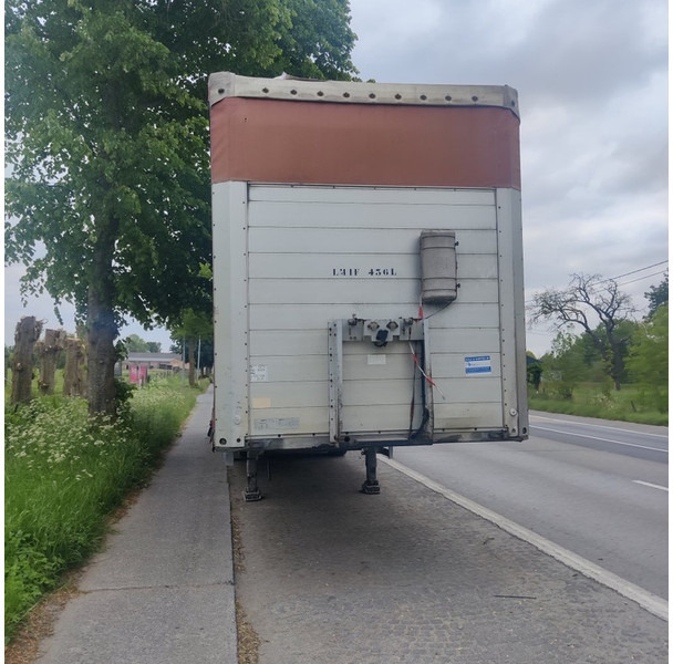 Schmitz Cargobull Huif - Closed box semi-trailer: picture 5 Schmitz Cargobull Huif - Closed box semi-trailer: picture 5