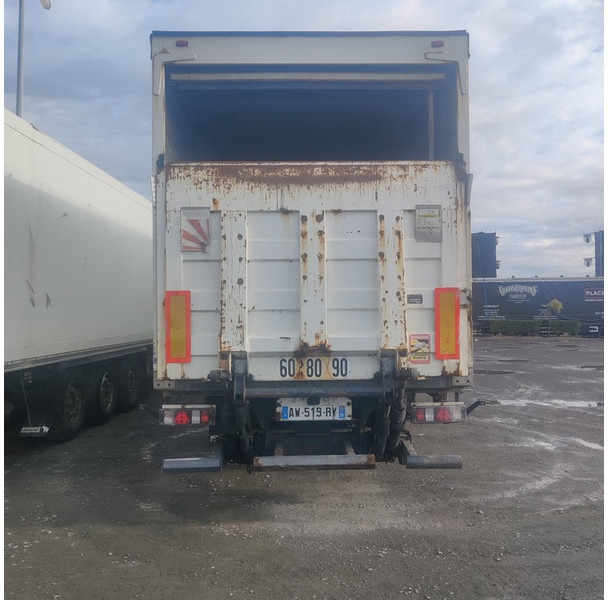 Schmitz Cargobull SKI 24 - Closed box semi-trailer: picture 2 Schmitz Cargobull SKI 24 - Closed box semi-trailer: picture 2