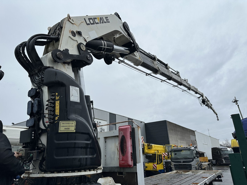 MAN TGA 35.430 8x2 + KRAN HIAB 700 E-6 + JIB 165X-3 - RETARDER - PRITSCHE 6m70~8m50 EXTENDABLE - MANUAL GEARBOX ZF - LIFT + STEERING AXLE - Dropside/ Flatbed truck, Crane truck: picture 5 MAN TGA 35.430 8x2 + KRAN HIAB 700 E-6 + JIB 165X-3 - RETARDER - PRITSCHE 6m70~8m50 EXTENDABLE - MANUAL GEARBOX ZF - LIFT + STEERING AXLE - Dropside/ Flatbed truck, Crane truck: picture 5