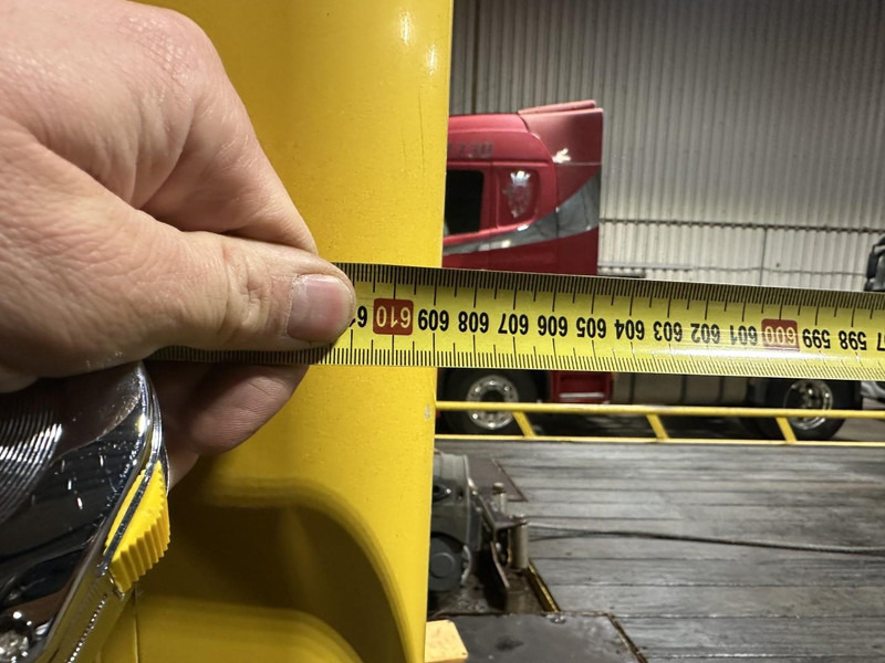 Autotransporter truck Mercedes-Benz ACTROS 2745 6x2 OPRIJWAGEN / AUTOTRANSPORTER / MACHINE CARRIER - WINCH - 6m10 - EURO 5 - LIFT AXLE - HYDR RAMPS - NL TRUCK: picture 9