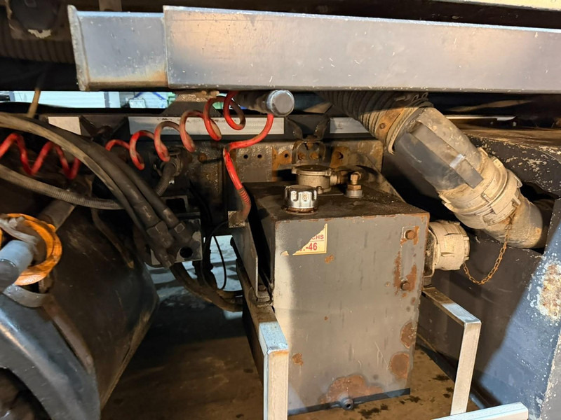 Curtainsider truck Volvo FH 460 8x4 TRIDEM CURTAINSIDE BOX 8m50 / BDF / SILO COMPRESSOR - *FULL AIR* - EURO 6 - LIFT + STEERING AXLE - BE TRUCK: picture 14