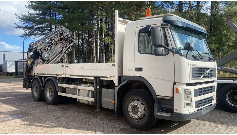Volvo FM 300 6x4 + (25.8m!) CRANE HIAB 245 E-5 + JIB 65 X-3 + 2 ME - *228.000km* - MANUAL - A/C - EURO 3 - BELGIAN TRUCK - Crane truck: picture 1 Volvo FM 300 6x4 + (25.8m!) CRANE HIAB 245 E-5 + JIB 65 X-3 + 2 ME - *228.000km* - MANUAL - A/C - EURO 3 - BELGIAN TRUCK - Crane truck: picture 1