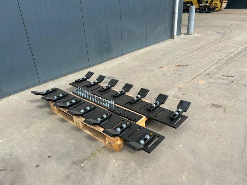 New Attachment for Construction machinery Dynapac CA512: picture 11