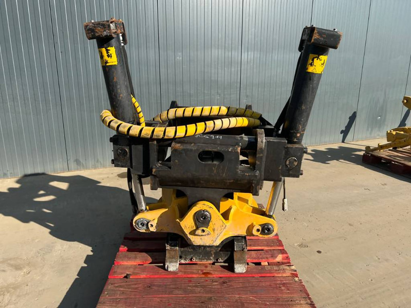 Engcon EC30-S70-S70-SS9 / S70 - Attachment for Construction machinery: picture 2 Engcon EC30-S70-S70-SS9 / S70 - Attachment for Construction machinery: picture 2