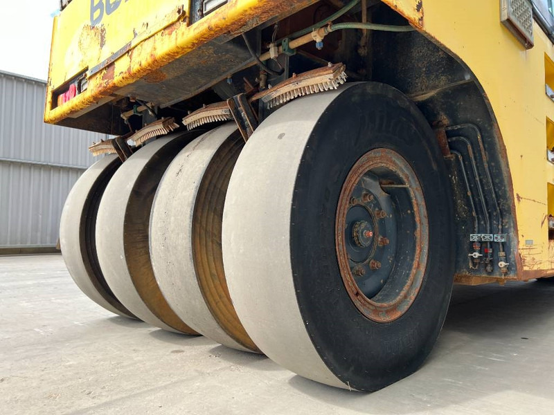 Pneumatic roller Bomag BW24R: picture 11 Pneumatic roller Bomag BW24R: picture 11