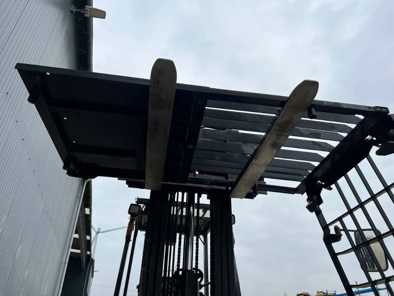 Cat 312D / 315D / 319D / 320D / 324D / 329D / 330D / - Cab and interior for Construction machinery: picture 5 Cat 312D / 315D / 319D / 320D / 324D / 329D / 330D / - Cab and interior for Construction machinery: picture 5