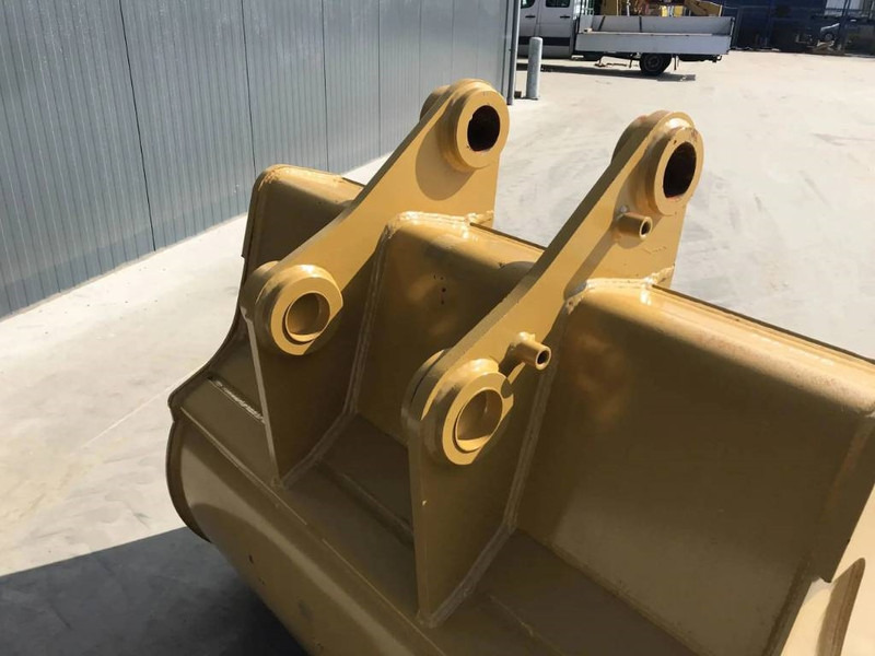 Cat 330D2 - Bucket for Construction machinery: picture 5 Cat 330D2 - Bucket for Construction machinery: picture 5