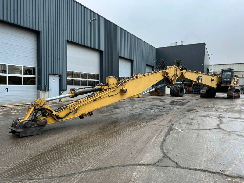 Crawler excavator Cat 345C L UHD - 27m - OilQuick: picture 12