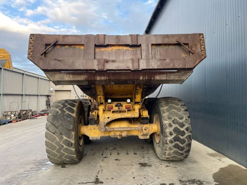 Articulated dumper Cat 735: picture 11
