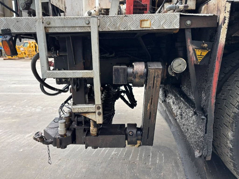 Construction machinery Renault Rincheval - 9.000 Liter: picture 16