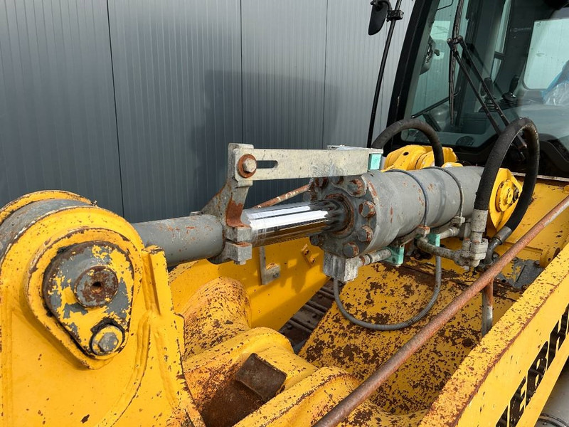 Crawler loader Liebherr LR634: picture 14 Crawler loader Liebherr LR634: picture 14