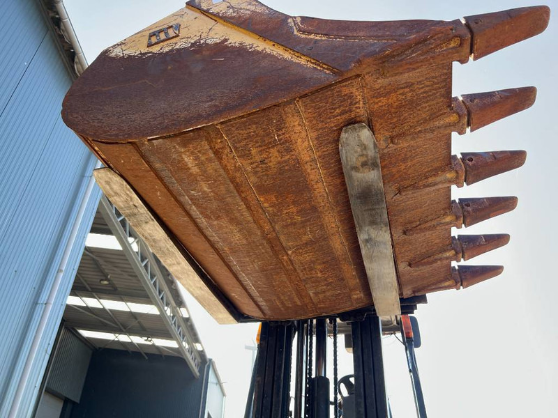 Bucket for Construction machinery OilQuick OQ65: picture 11