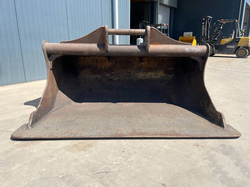 SMP S70 - Bucket for Construction machinery: picture 2 SMP S70 - Bucket for Construction machinery: picture 2