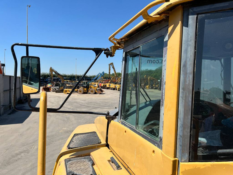 Articulated dumper Volvo A 40 D: picture 18