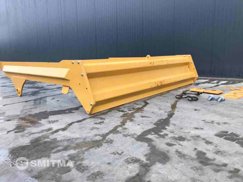 Volvo A35F - Tail lift for Construction machinery: picture 2 Volvo A35F - Tail lift for Construction machinery: picture 2