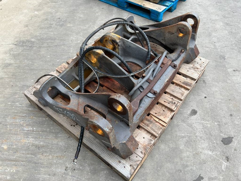 Volvo ISO / Lundberg - L120E / L120F / L120G / L120H / L - Quick coupler for Construction machinery: picture 3 Volvo ISO / Lundberg - L120E / L120F / L120G / L120H / L - Quick coupler for Construction machinery: picture 3