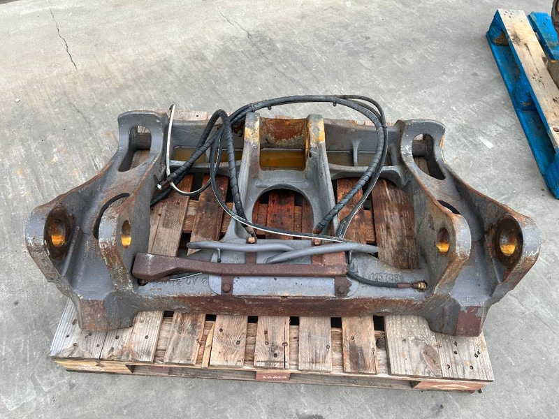 Volvo ISO / Lundberg - L120E / L120F / L120G / L120H / L - Quick coupler for Construction machinery: picture 2 Volvo ISO / Lundberg - L120E / L120F / L120G / L120H / L - Quick coupler for Construction machinery: picture 2