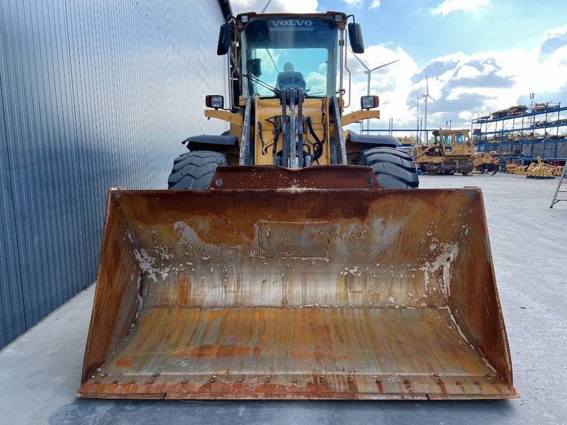 Wheel loader Volvo L60E: picture 16