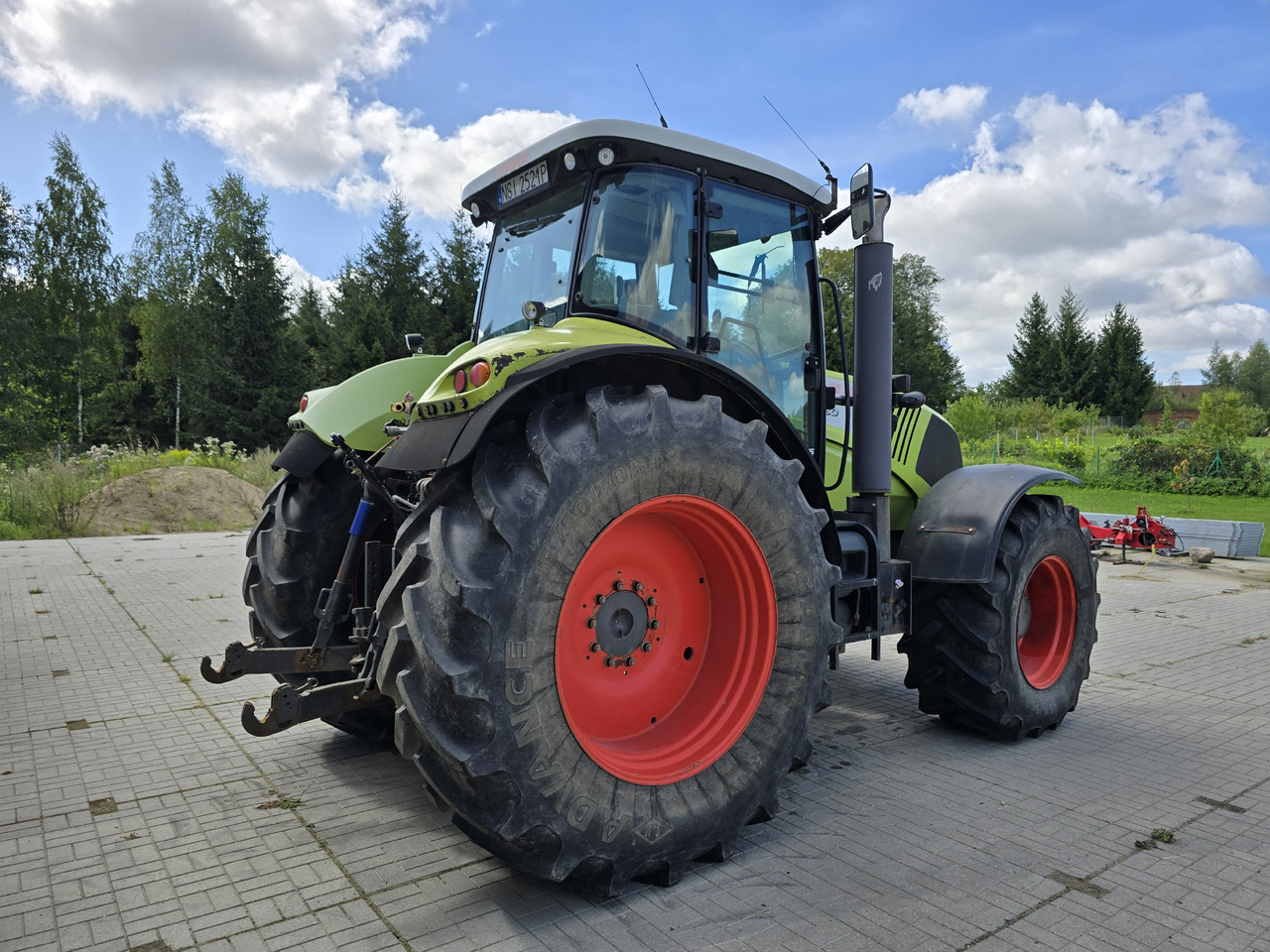 CLAAS AXION 850 - Farm tractor: picture 4 CLAAS AXION 850 - Farm tractor: picture 4