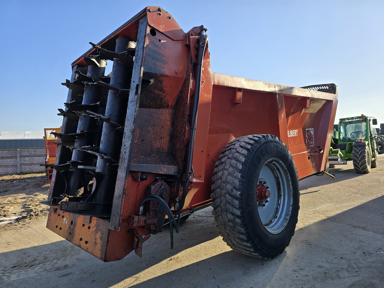 GILIBERT HELIOS 15 - Manure spreader: picture 5 GILIBERT HELIOS 15 - Manure spreader: picture 5