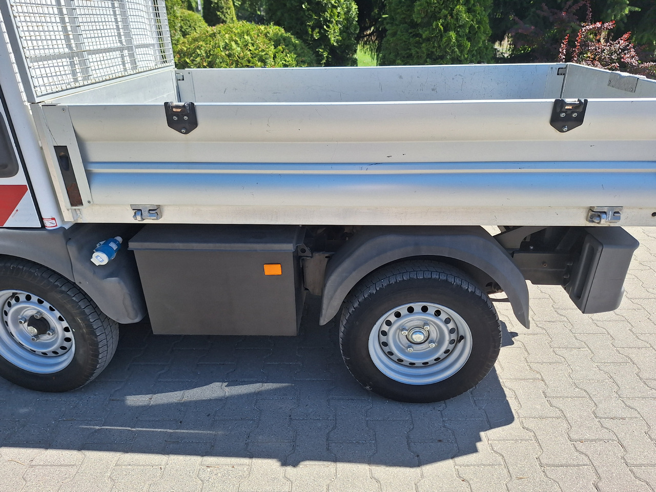 Goupil G5 - Tipper: picture 3 Goupil G5 - Tipper: picture 3