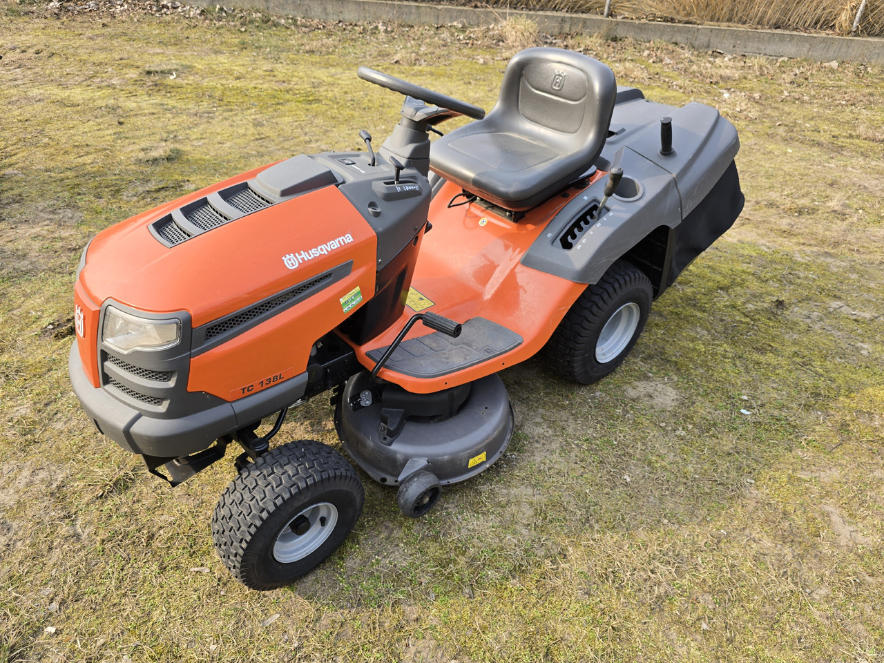 HUSQVARNA TC 138L - Garden mower: picture 4 HUSQVARNA TC 138L - Garden mower: picture 4