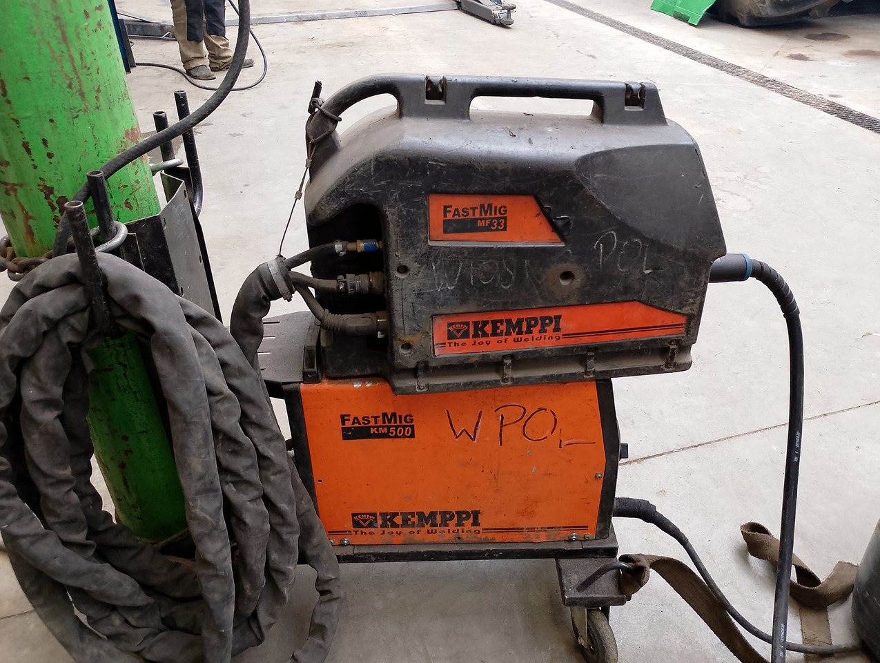 KEMPPI stMig KM500 + podajnik KEMPPI MF 33 - Welding equipment: picture 1 KEMPPI stMig KM500 + podajnik KEMPPI MF 33 - Welding equipment: picture 1