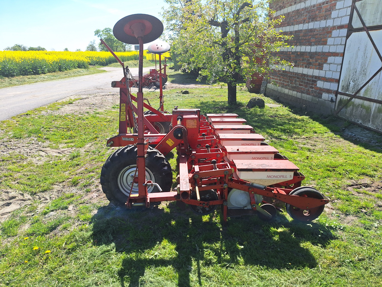 KVERNELAND MONOPILL S - Sowing equipment: picture 4 KVERNELAND MONOPILL S - Sowing equipment: picture 4