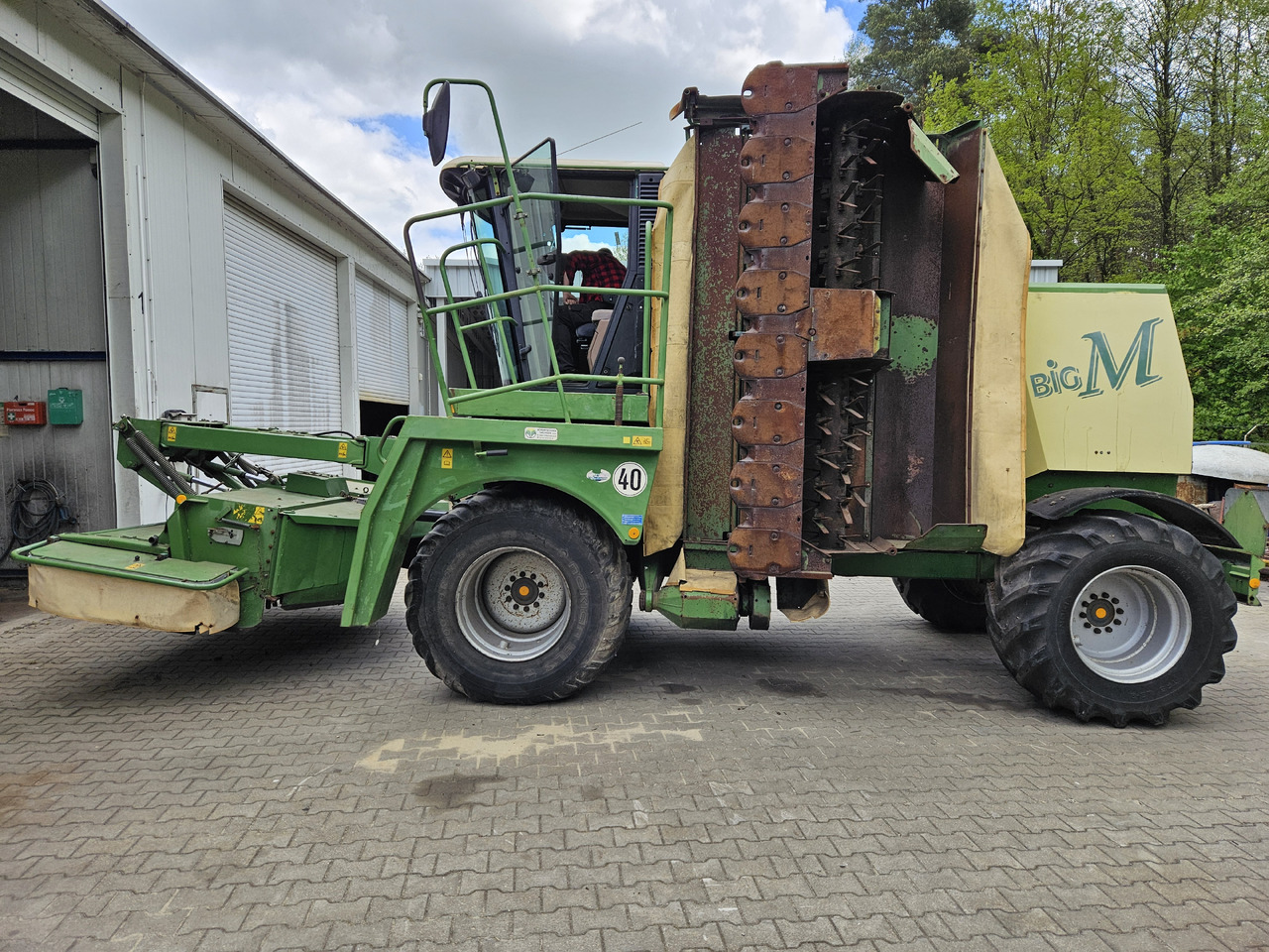 Krone Big M - Mower: picture 3 Krone Big M - Mower: picture 3