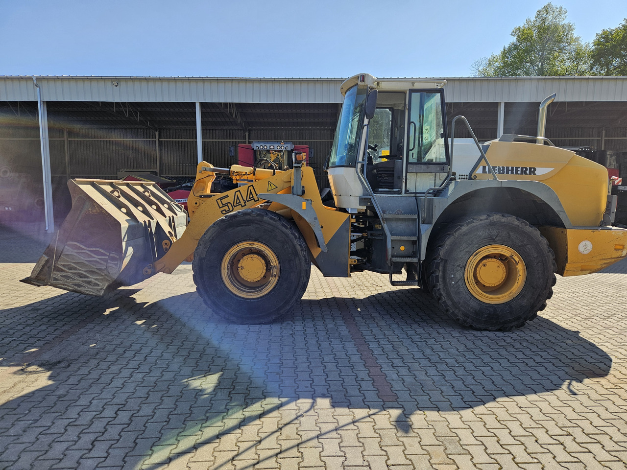Liebherr L544 - Compact loader: picture 5 Liebherr L544 - Compact loader: picture 5